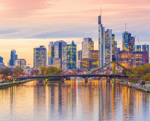 Date-Ideen in Frankfurt – Skyline der Frankfurter Innenstadt