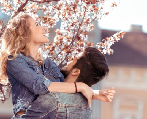 Frühlingsbeginn: Die beste Zeit für neue Begegnungen und romantische Dates