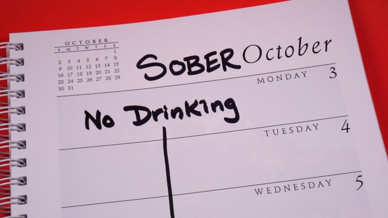 Sober Dating: Kennenlernen und Dates ohne Alkohol